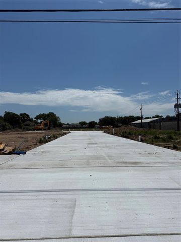 5736 Stuebner Airline Road, Houston, TX 77091