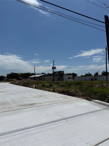 5736 Stuebner Airline Road, Houston, TX 77091