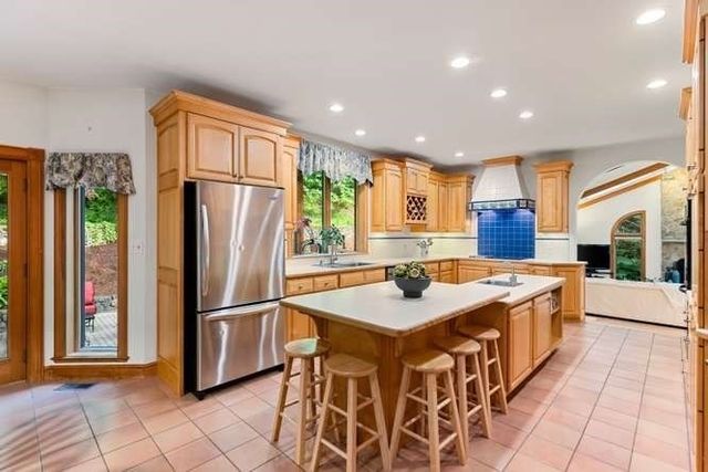55 Meriam Street, Lexington, MA 02420