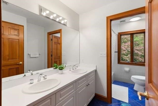 55 Meriam Street, Lexington, MA 02420
