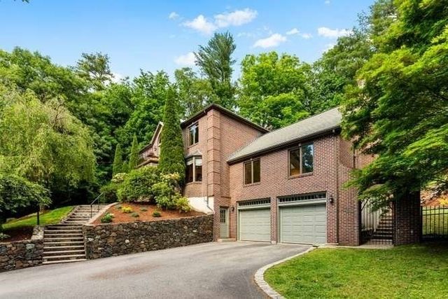 55 Meriam Street, Lexington, MA 02420