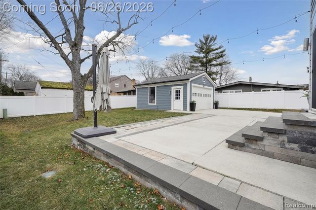 861 Coolidge Road, Birmingham, MI 48009