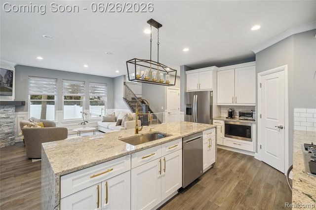 861 Coolidge Road, Birmingham, MI 48009