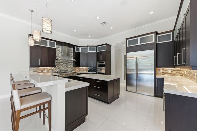 13550 Greentree Trail, Wellington, FL 33414