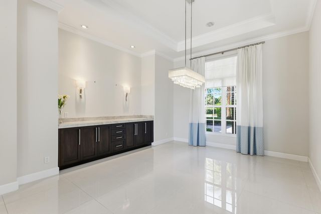 13550 Greentree Trail, Wellington, FL 33414