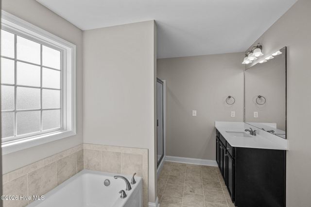 2328 Rhinestone Drive, Winterville, NC 28590