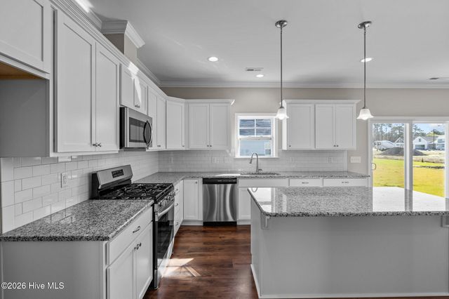 2328 Rhinestone Drive, Winterville, NC 28590