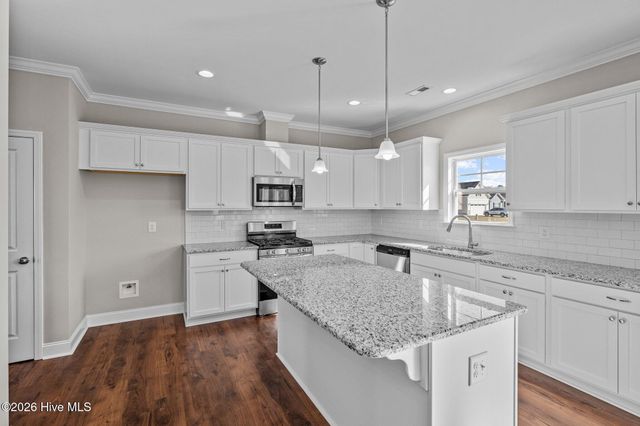 2328 Rhinestone Drive, Winterville, NC 28590