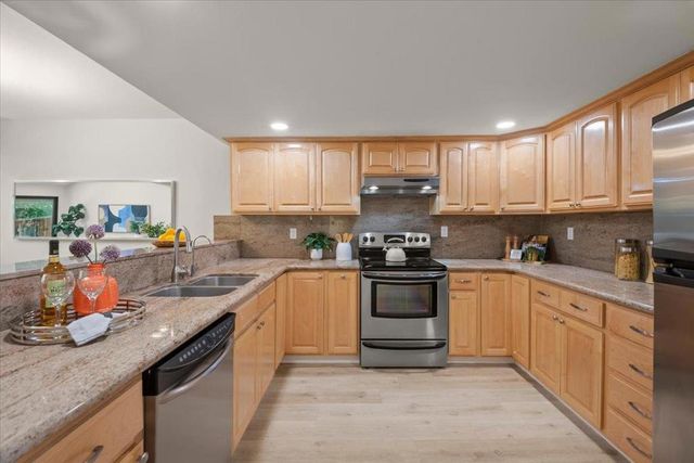 229 Saratoga Avenue, Santa Clara, CA 95050