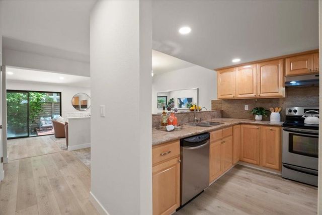 229 Saratoga Avenue, Santa Clara, CA 95050