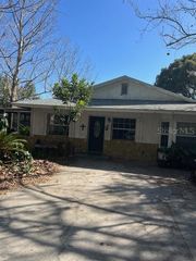 485 DICKSON AVENUE, Osteen, FL 32764