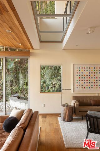 1625 N Crescent Heights Boulevard, Los Angeles, CA 90069