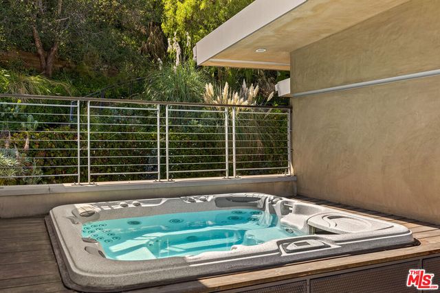 1625 N Crescent Heights Boulevard, Los Angeles, CA 90069