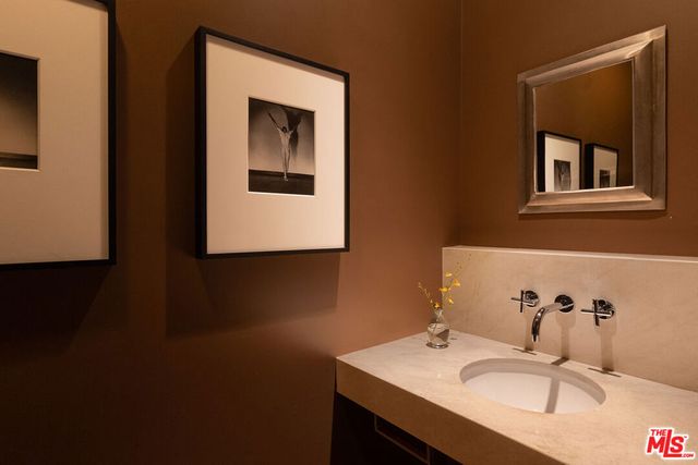 1625 N Crescent Heights Boulevard, Los Angeles, CA 90069