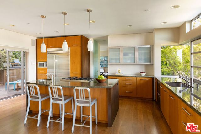 1625 N Crescent Heights Boulevard, Los Angeles, CA 90069