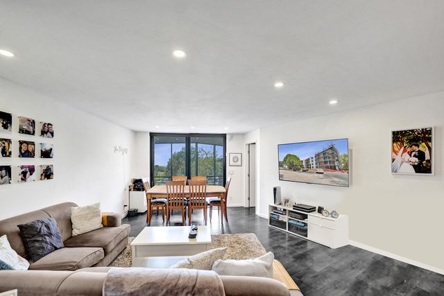 3800 N Hills Drive 301, Hollywood, FL 33021