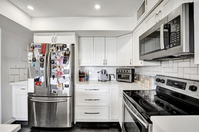 3800 N Hills Drive 301, Hollywood, FL 33021