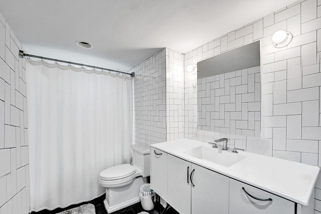 3800 N Hills Drive 301, Hollywood, FL 33021