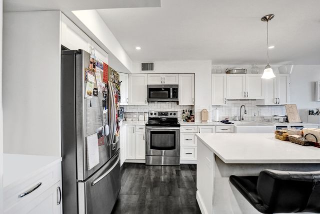 3800 N Hills Drive 301, Hollywood, FL 33021