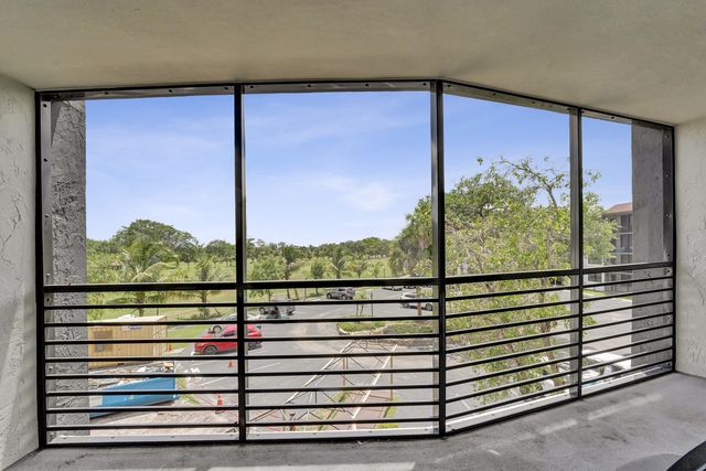 3800 N Hills Drive 301, Hollywood, FL 33021