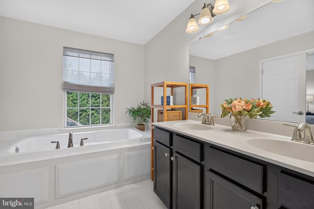 417 OXFORD LN, Chalfont, PA 18914