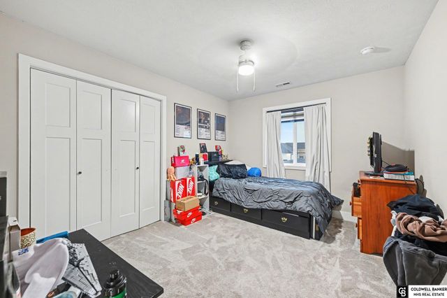 11915 S 109th Street, Papillion, NE 68046