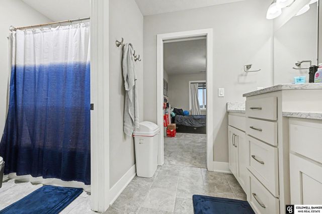 11915 S 109th Street, Papillion, NE 68046