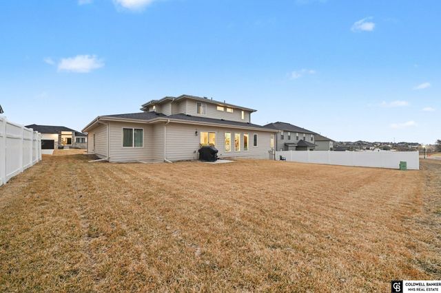 11915 S 109th Street, Papillion, NE 68046
