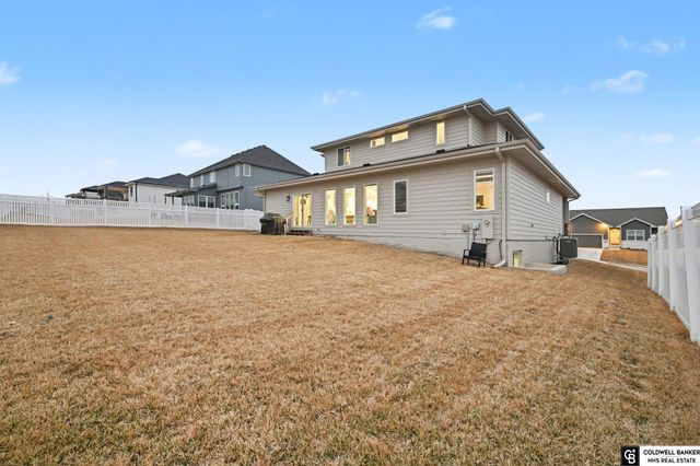 11915 S 109th Street, Papillion, NE 68046