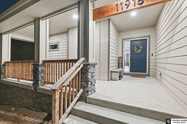 11915 S 109th Street, Papillion, NE 68046