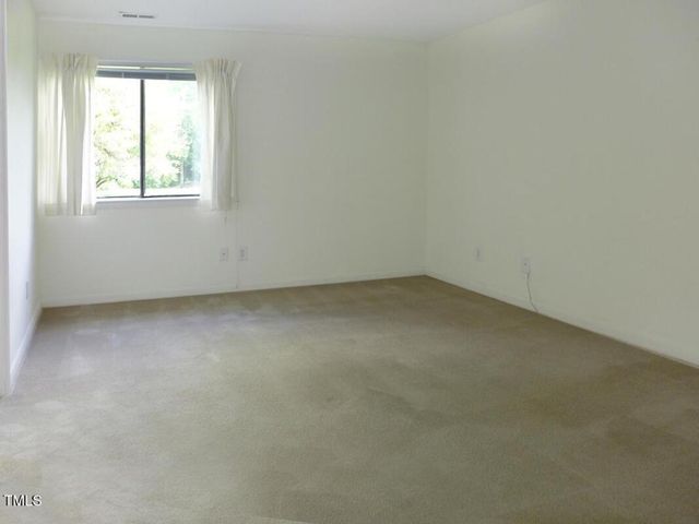 1305 Oak Tree Drive, Chapel Hill, NC 27517