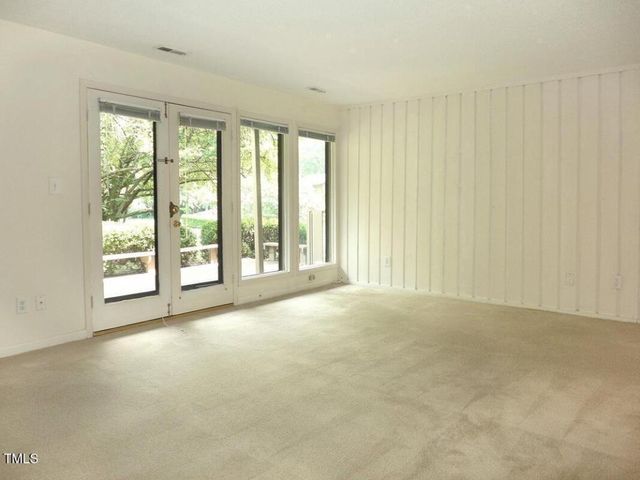 1305 Oak Tree Drive, Chapel Hill, NC 27517