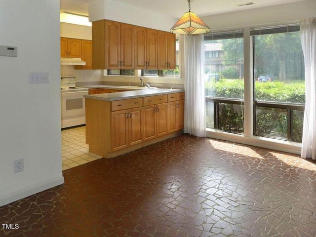 1305 Oak Tree Drive, Chapel Hill, NC 27517