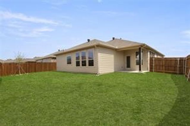 2836 Desert Lily Lane, Fort Worth, TX 76108