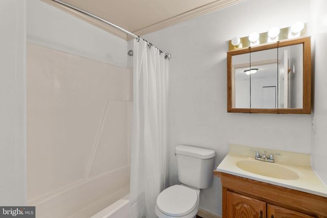 19 PIEDMONT CT, Baltimore, MD 21227