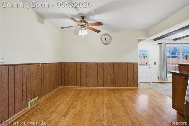 31212 Saratoga Avenue, Warren, MI 48093