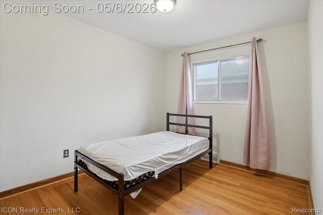 31212 Saratoga Avenue, Warren, MI 48093