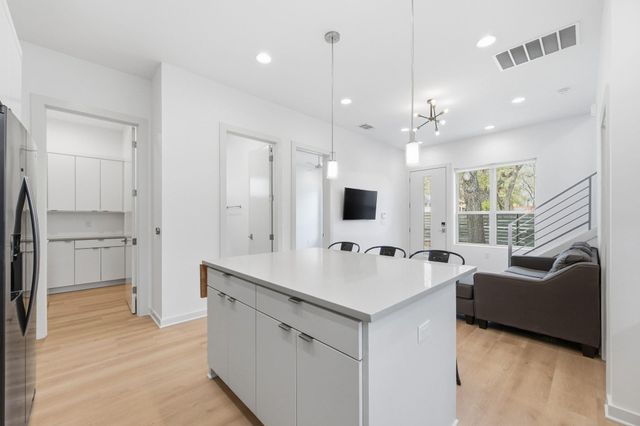 2811 Garwood St, Austin, TX 78702