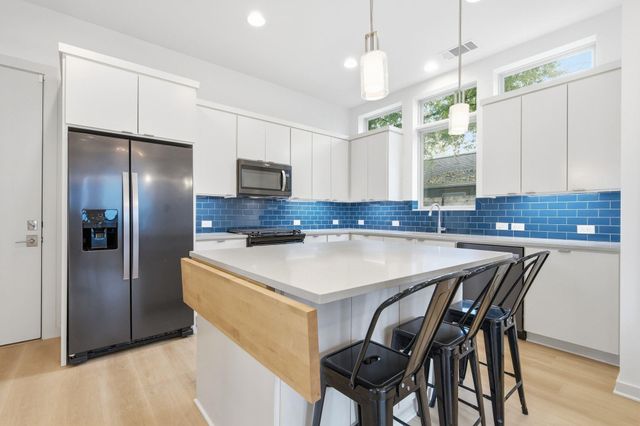 2811 Garwood St, Austin, TX 78702