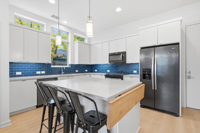 2811 Garwood St, Austin, TX 78702