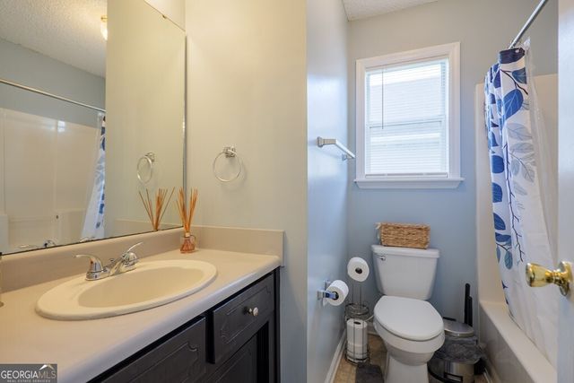 4208 Roxbury Drive, Valdosta, GA 31605