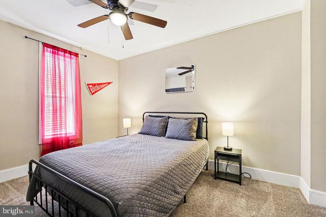 326 N COLLEGE ST, Carlisle, PA 17013