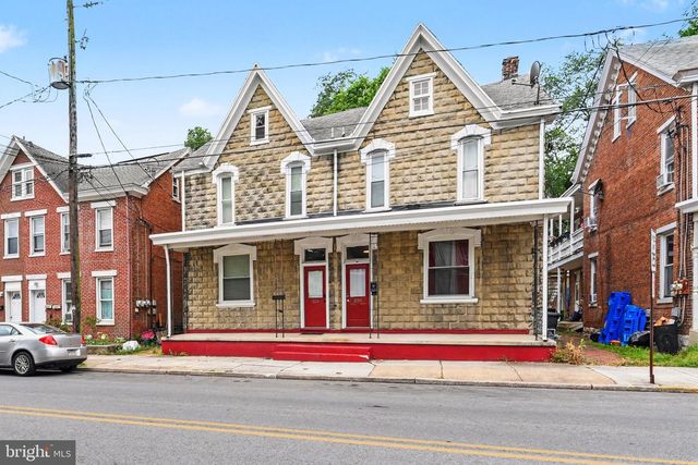 326 N COLLEGE ST, Carlisle, PA 17013