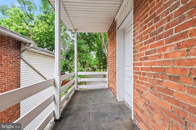 326 N COLLEGE ST, Carlisle, PA 17013