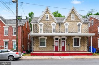 326 N COLLEGE ST, Carlisle, PA 17013