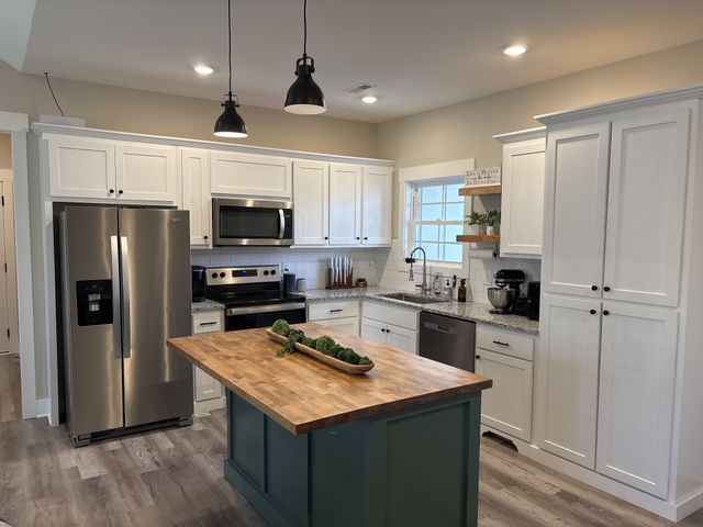 763 Hasty Ln, Estill Springs, TN 37330