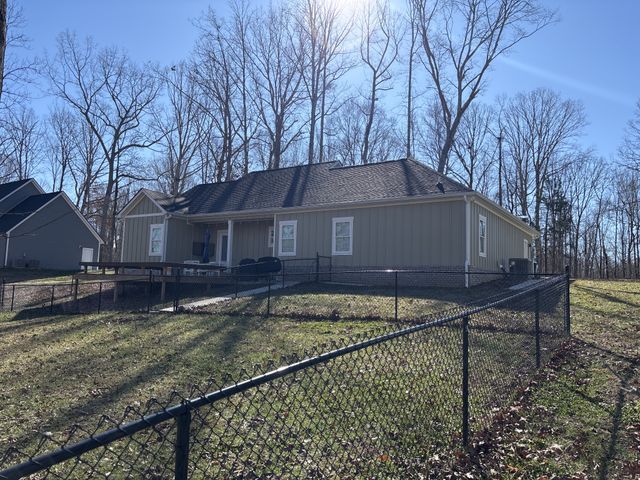 763 Hasty Ln, Estill Springs, TN 37330