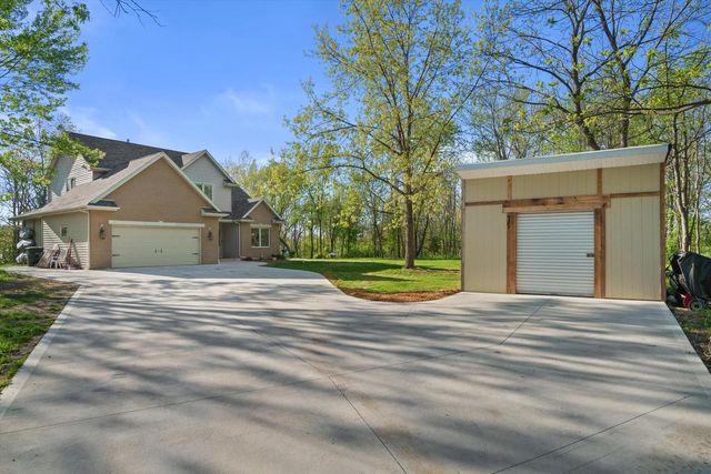 N9240 Deer Path ROAD, East Troy, WI 53120
