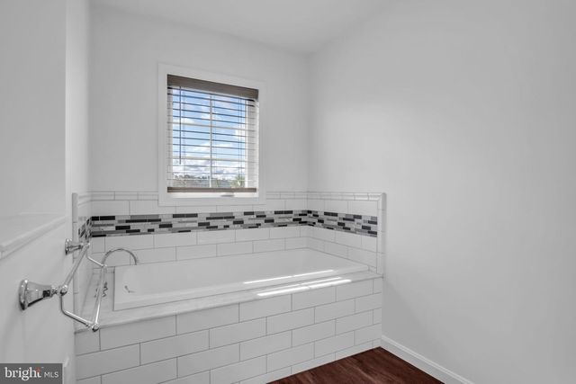 5 MEADE DRIVE, Carlisle, PA 17013