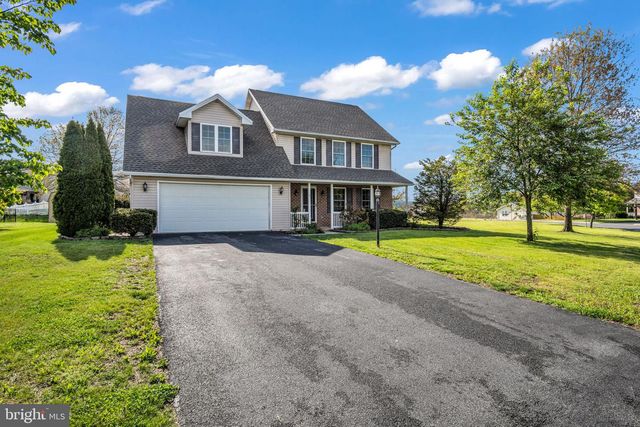 5 MEADE DRIVE, Carlisle, PA 17013